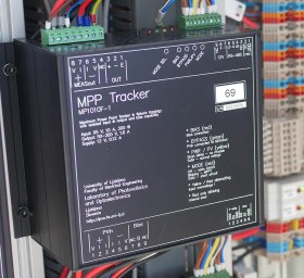 Tokovno-napetostna karakteristika modula PV